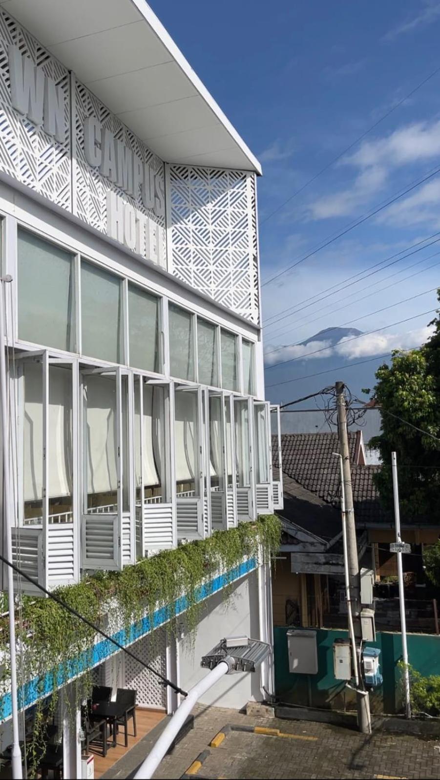 Hotel Wisata Niaga Campus Purwokerto Exterior foto